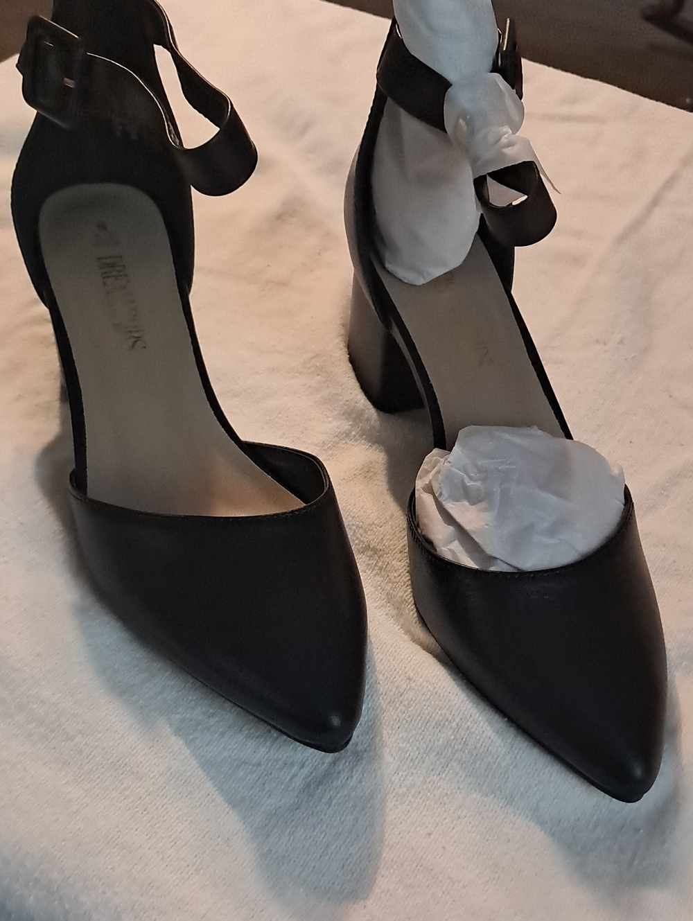 Dream Pairs Black Pointed Toe Ankle-Strap Block Heels